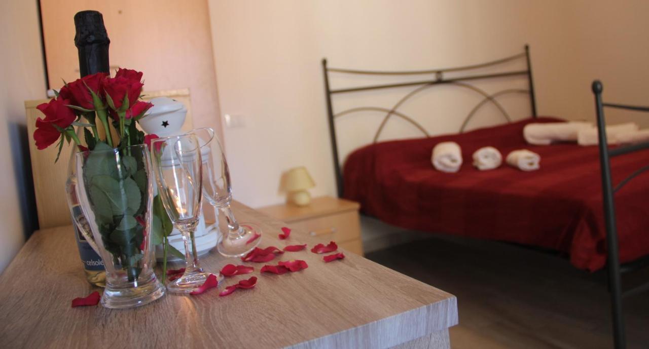 B&B Poggio Di Balestrino מראה חיצוני תמונה