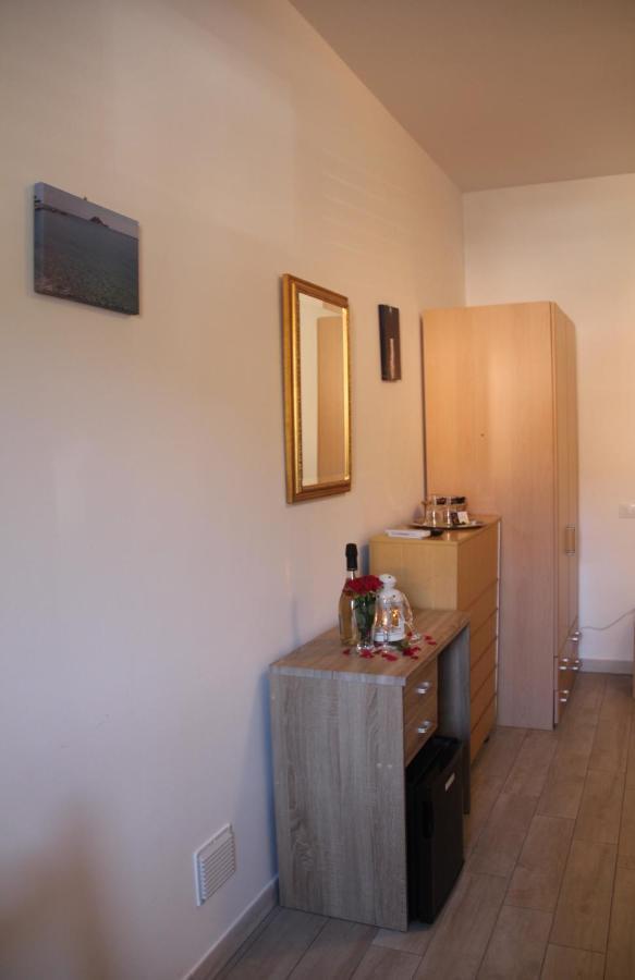 B&B Poggio Di Balestrino מראה חיצוני תמונה