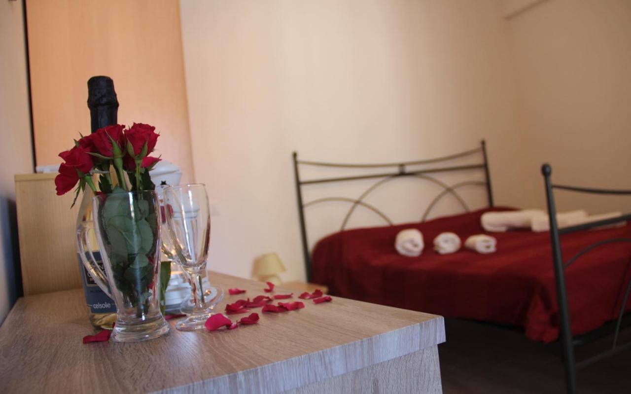 B&B Poggio Di Balestrino מראה חיצוני תמונה